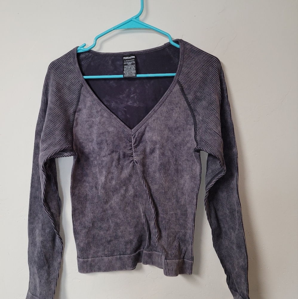 Victoria secret pink active top, grey, size XL fitted
